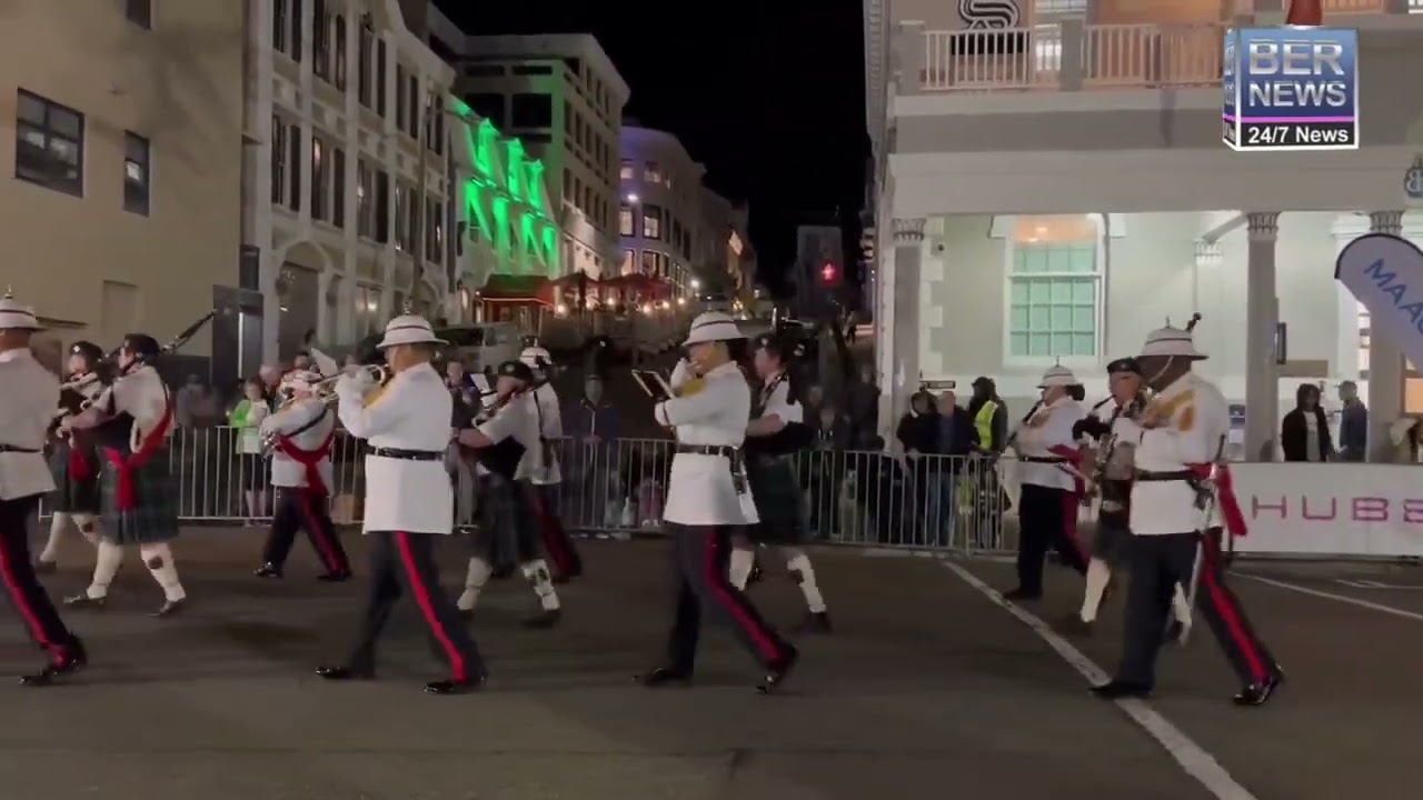 Bermuda Regiment Band & Bermuda Pipe Band at Butterfield Front Street