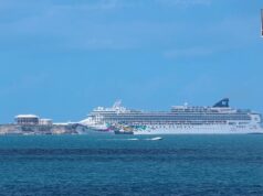 Norwegian Jewel Arrives In Dockyard, April 2025